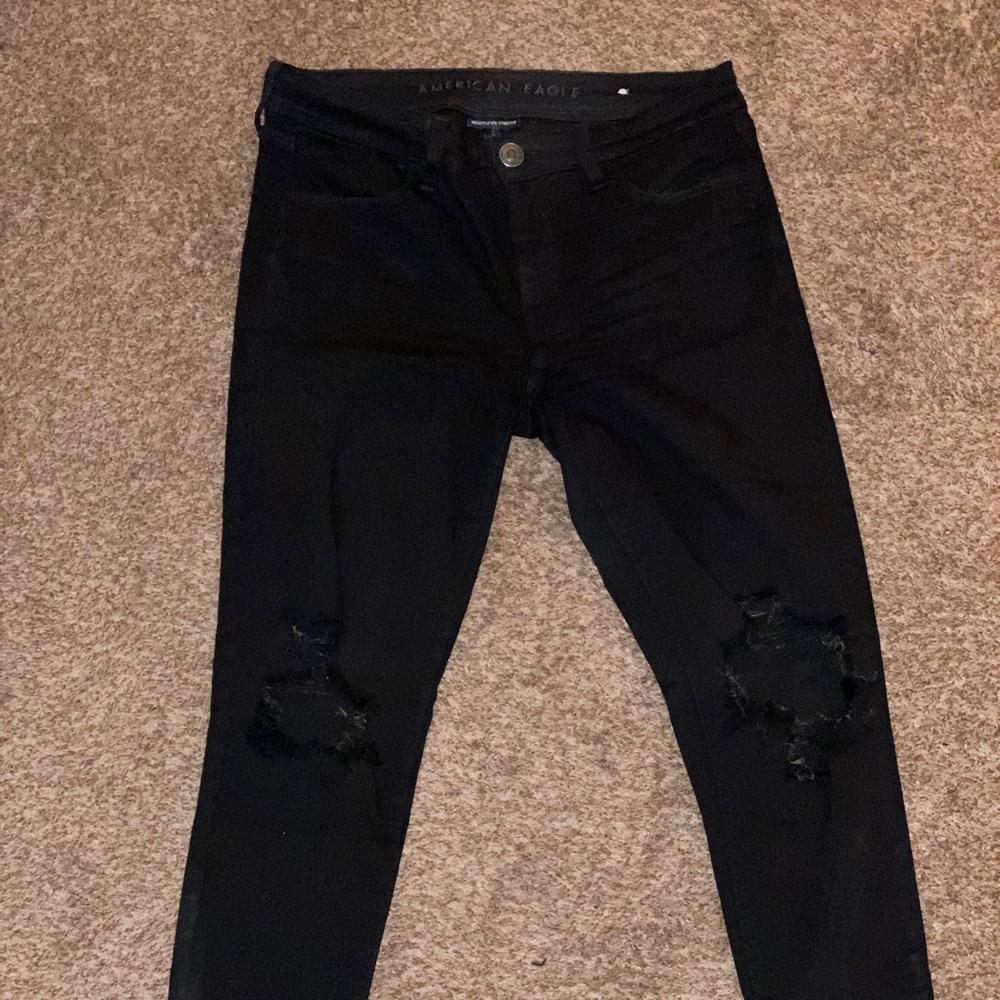 American eagle distressed jeans